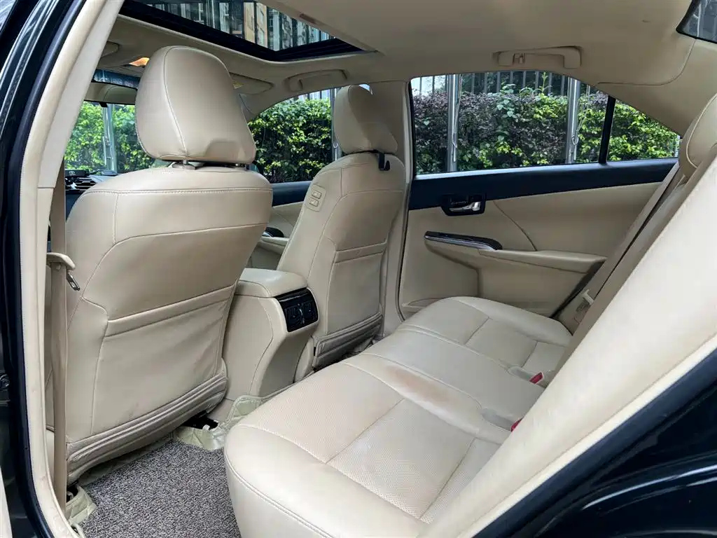 TOYOTA CAMRY 2017