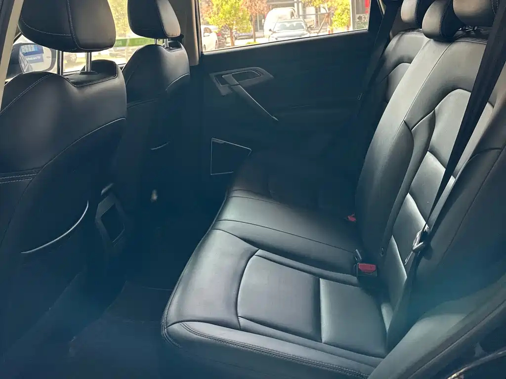 GEELY AUTO BOYUE 2021