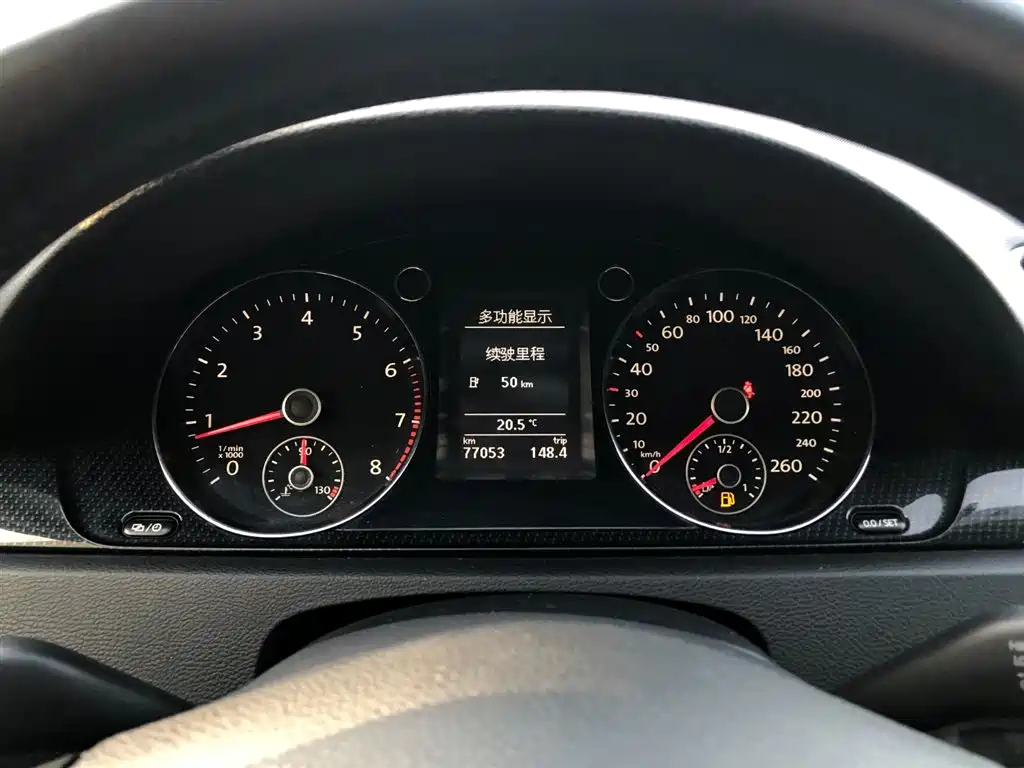 VOLKSWAGEN MAGOTAN 2016