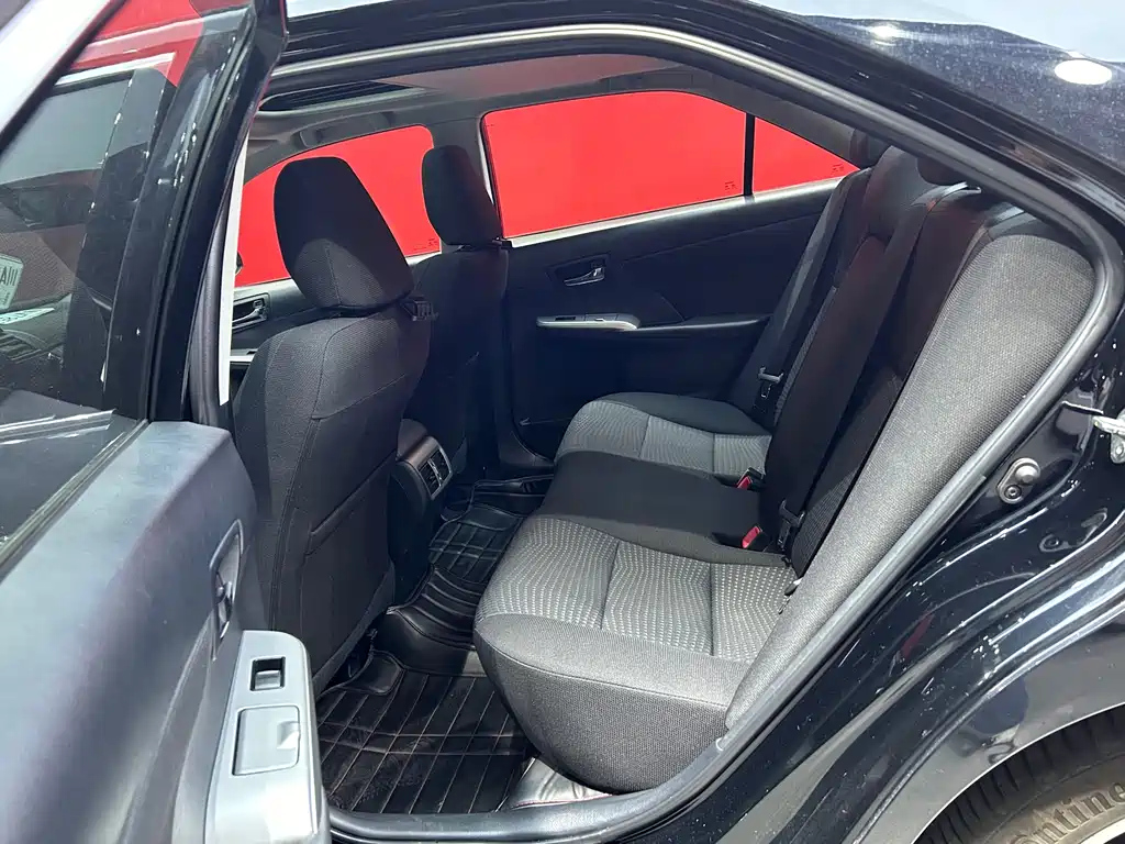 TOYOTA CAMRY 2014