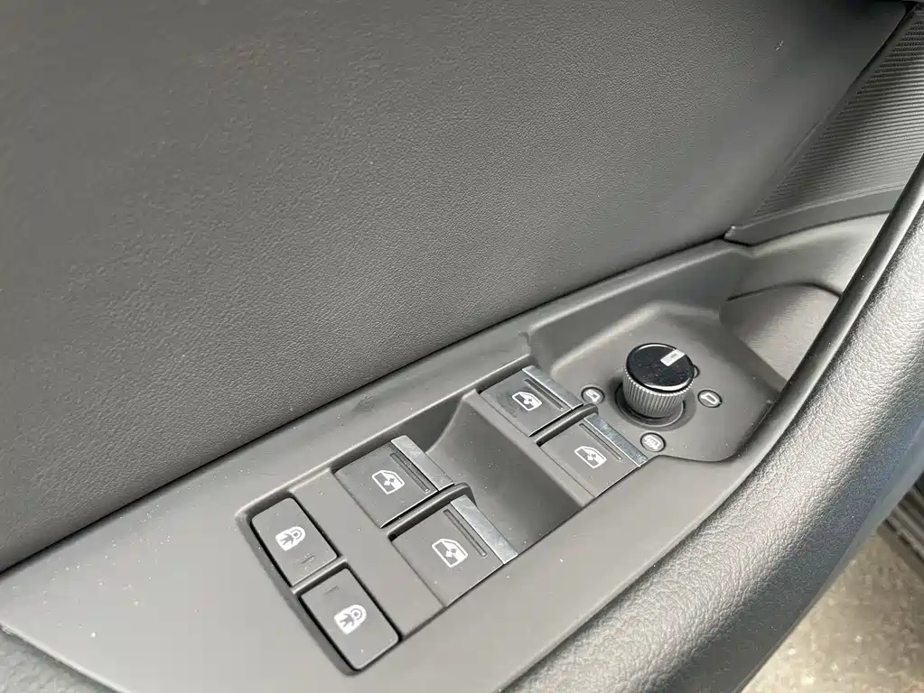 AUDI A6L 2021