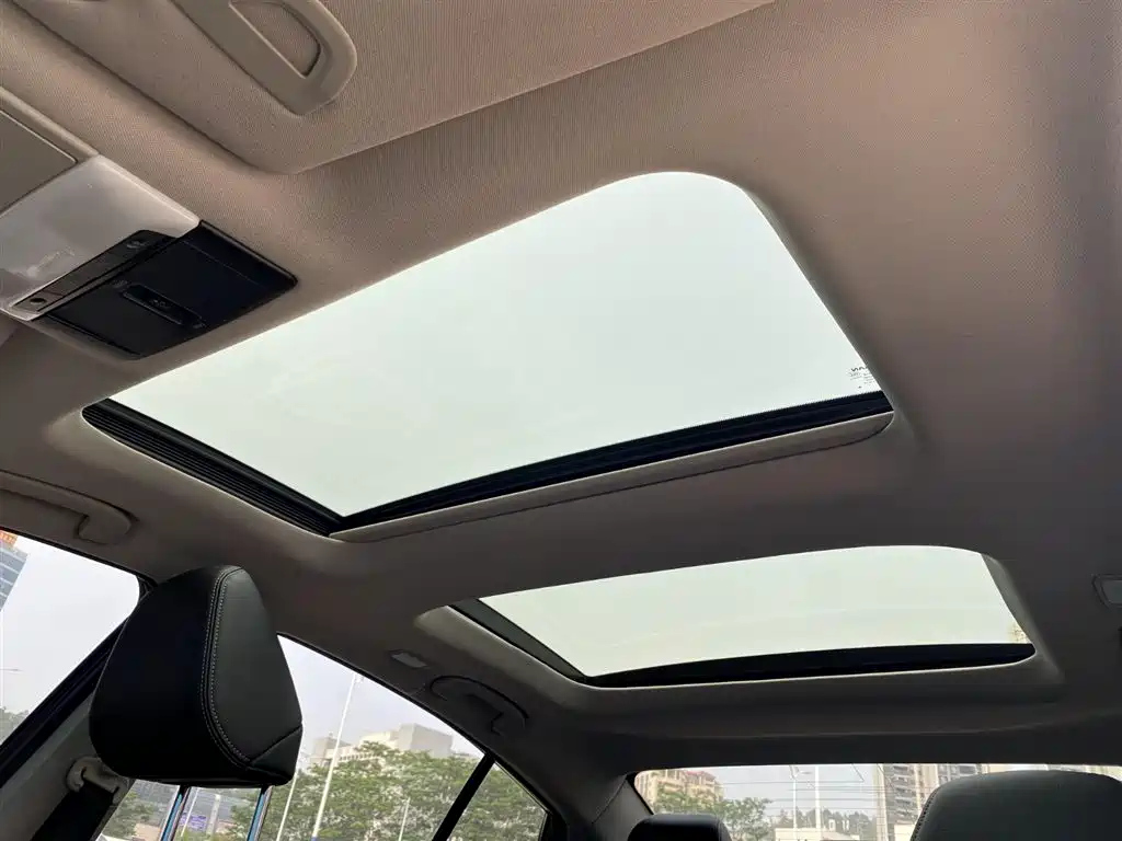 NISSAN TEANA 2022