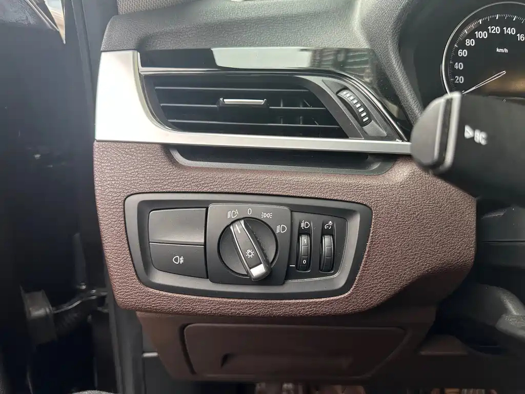 BMW X1 2021