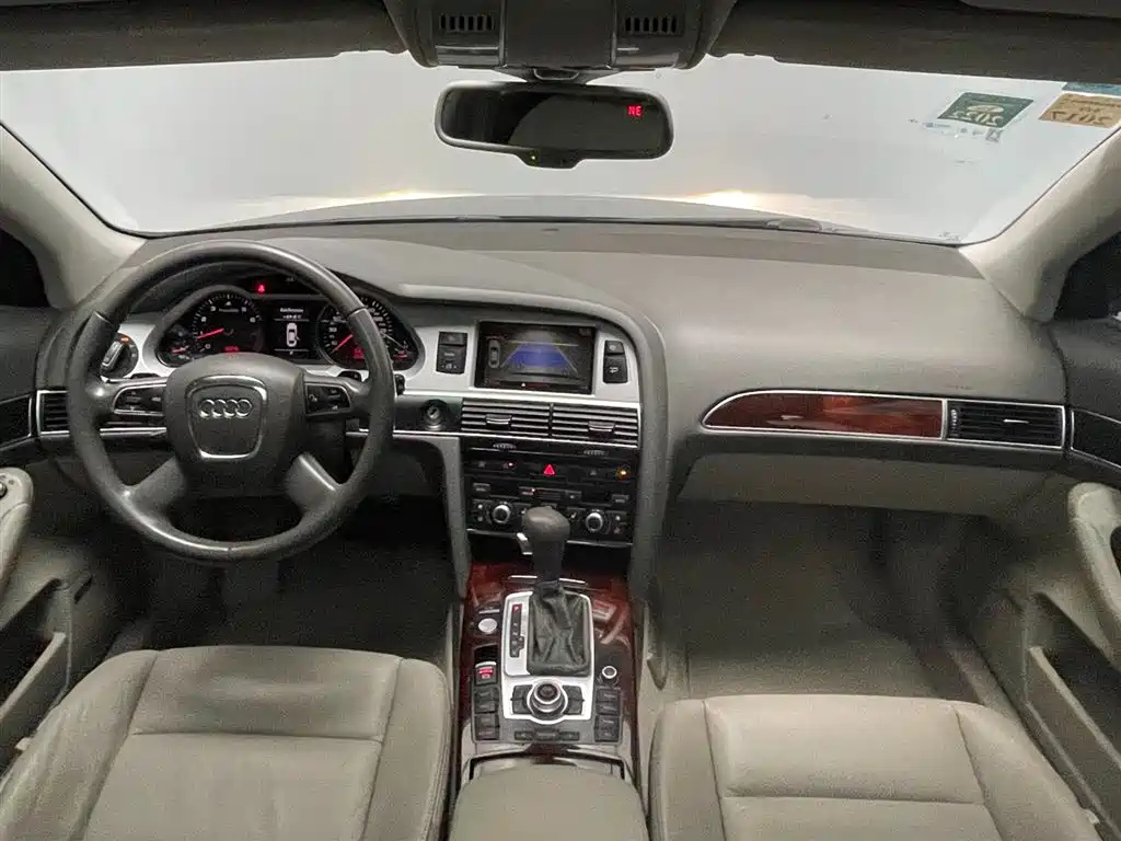 AUDI A6L 2011