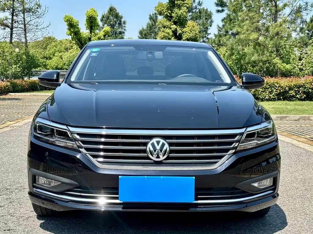 VOLKSWAGEN LAVIDA 2018
