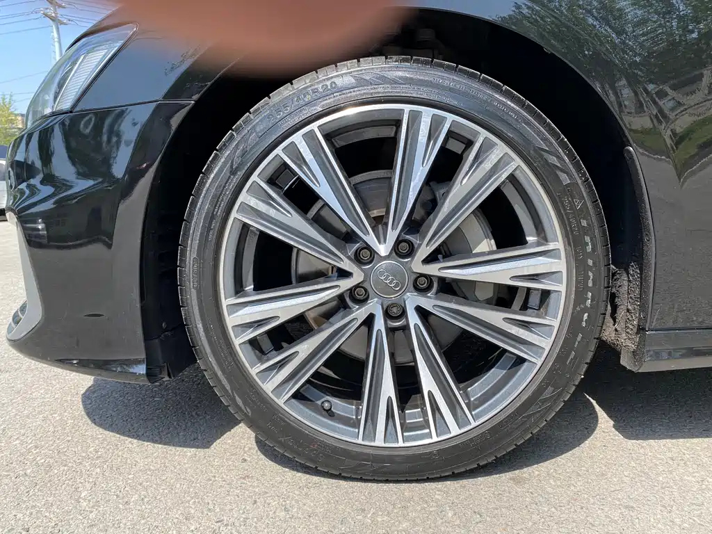 AUDI A6L 2020