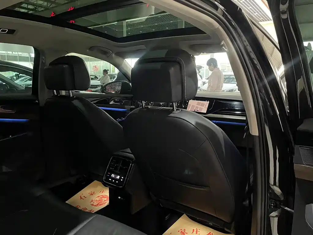 VOLKSWAGEN PASSAT 2021