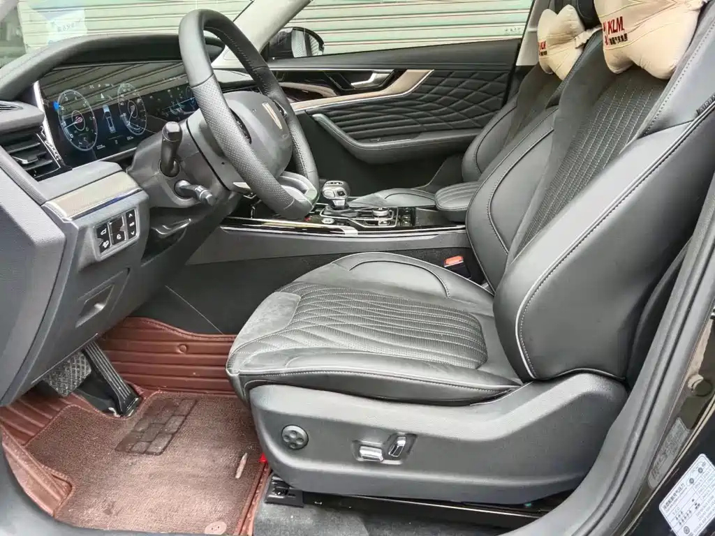 HONGQI HS5 2023