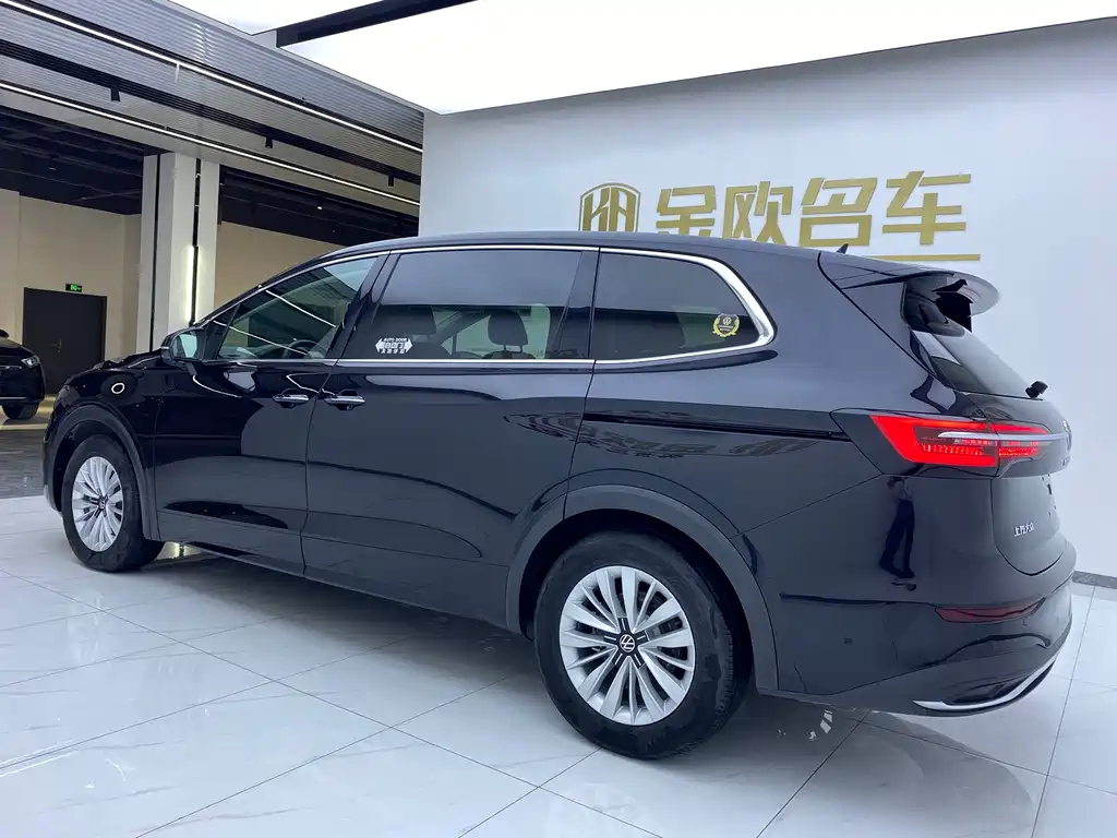 VOLKSWAGEN VILORAN 2021