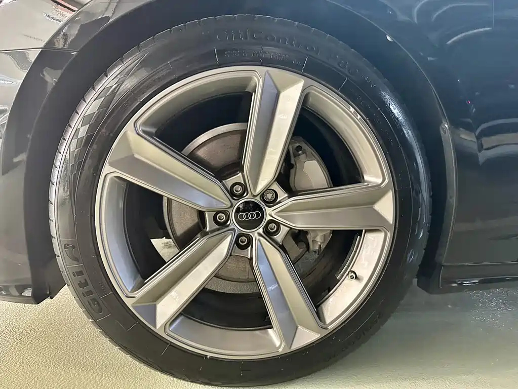 AUDI A6L 2021