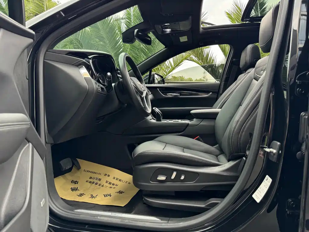 CADILLAC XT5 2020