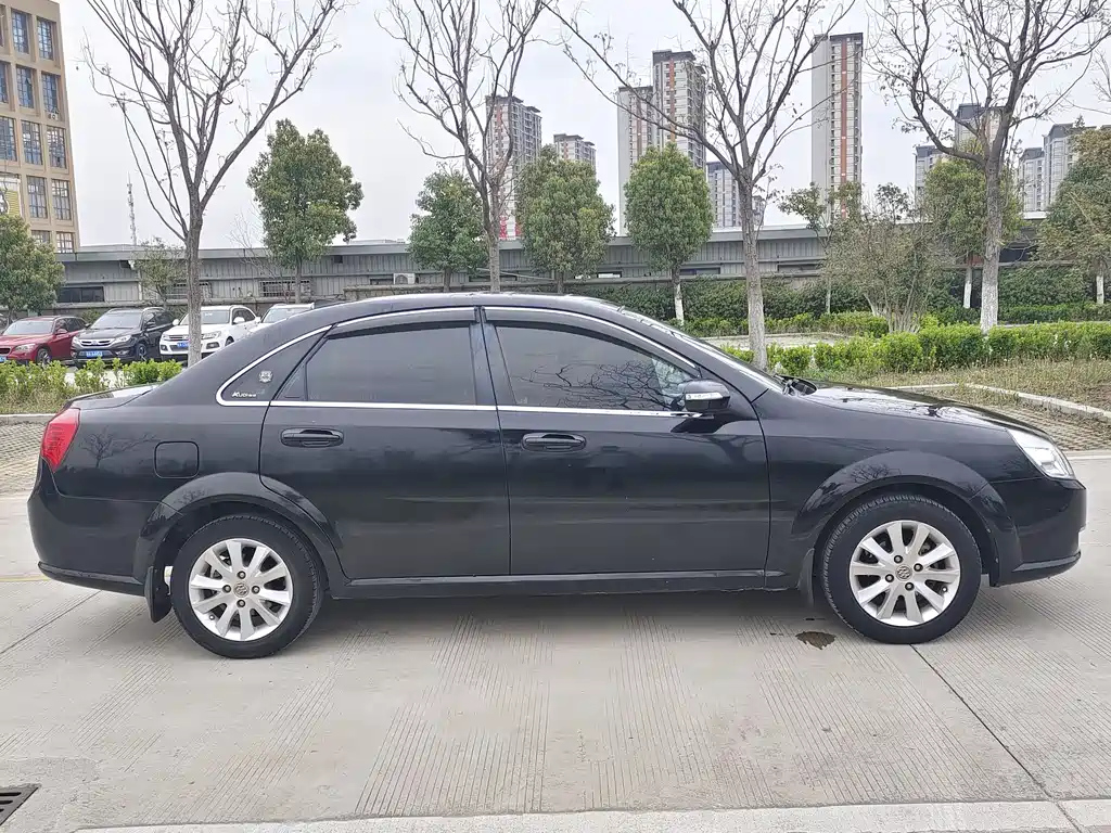 BUICK EXCELLE 2012