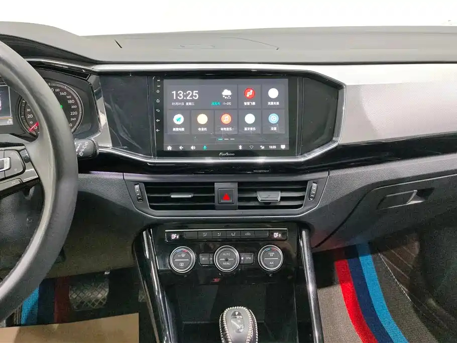 VOLKSWAGEN TAYRON 2020