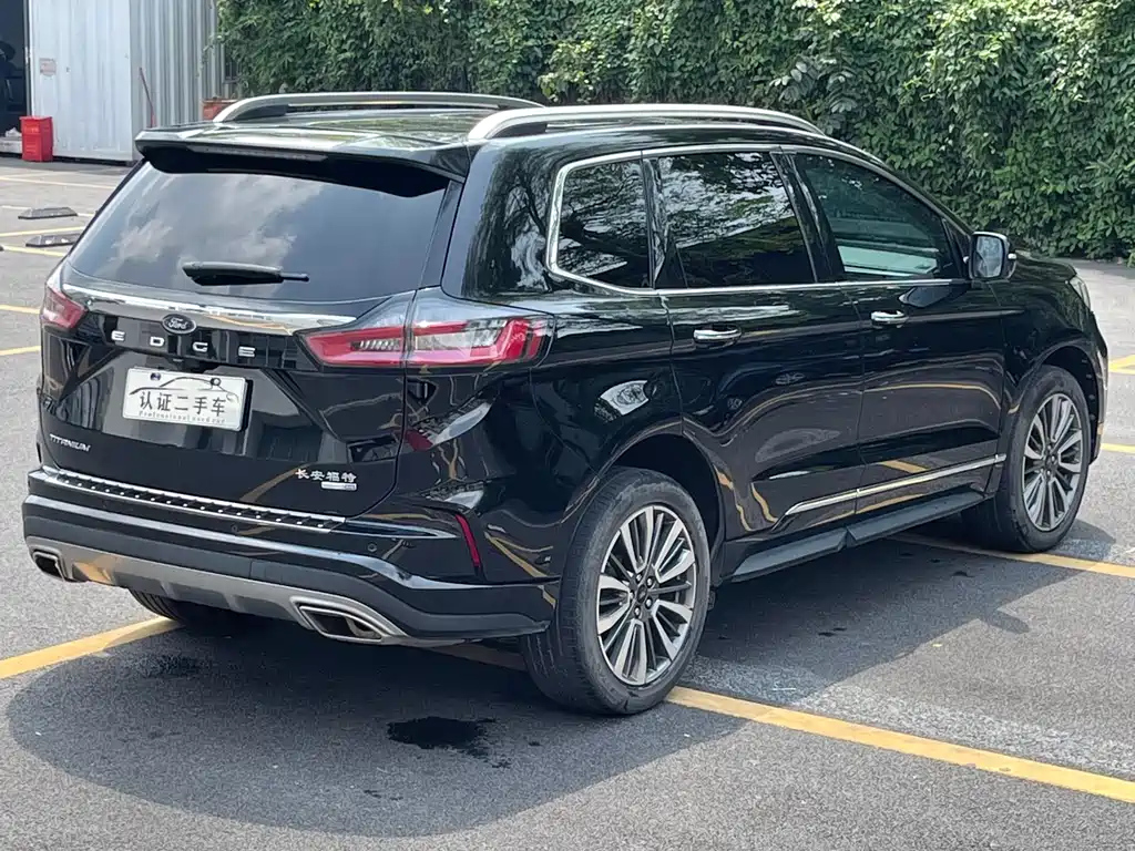 FORD EDGE 2021