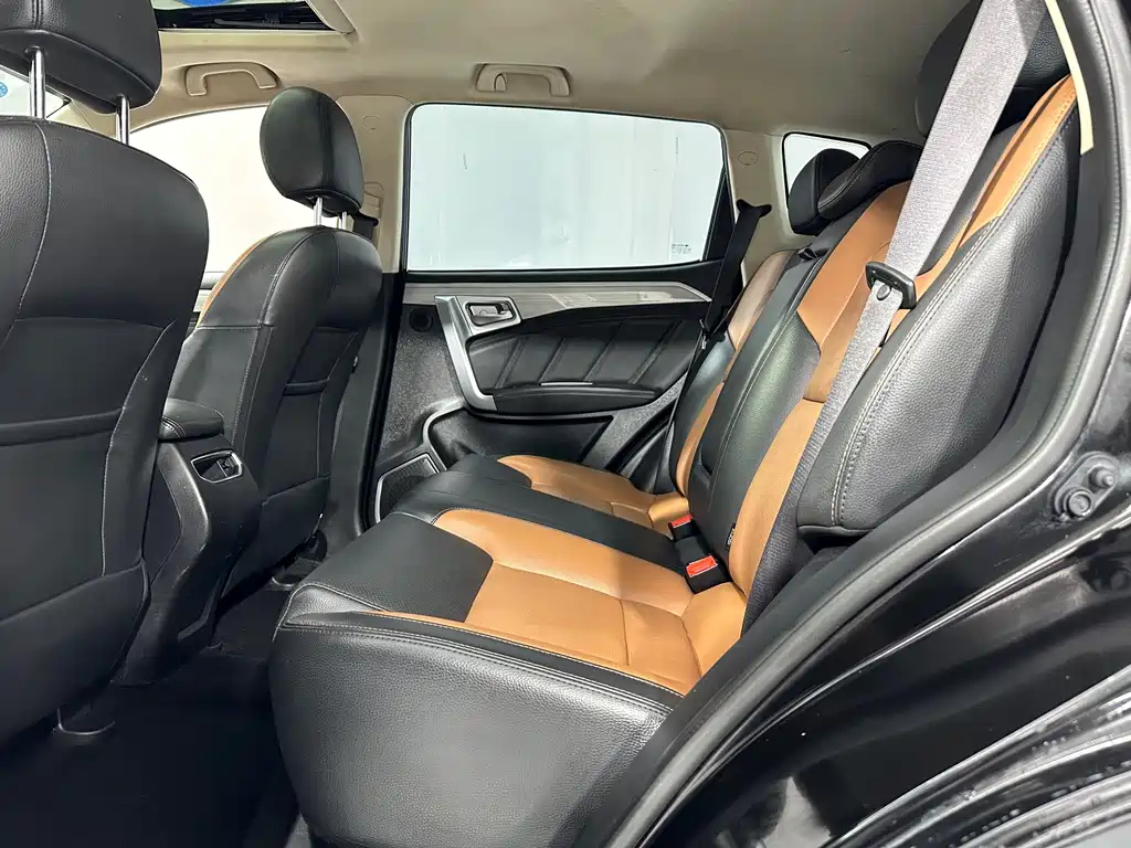 GEELY AUTO VISION X6 2017