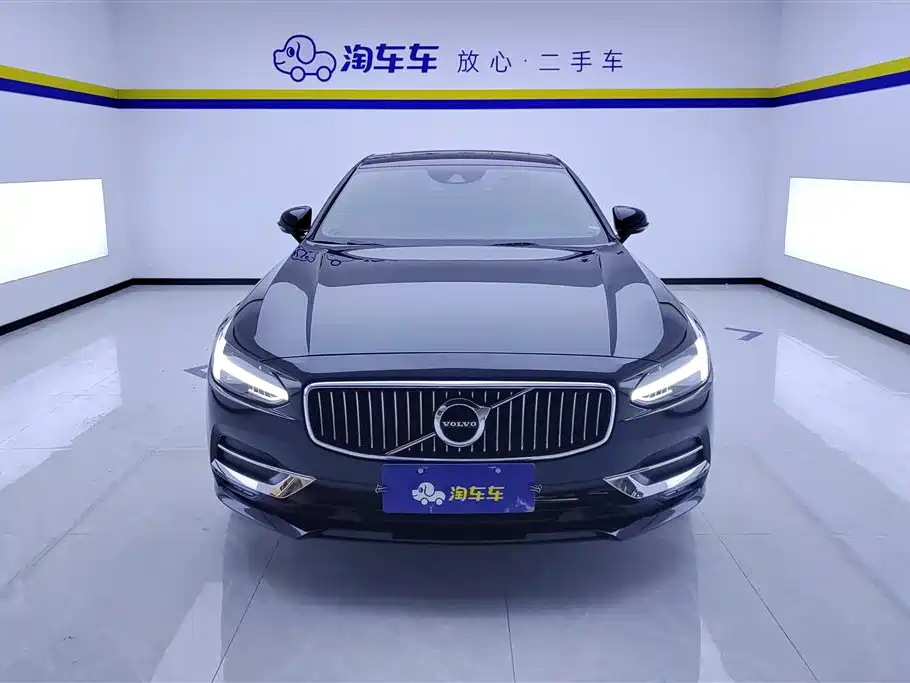 VOLVO S90 2020