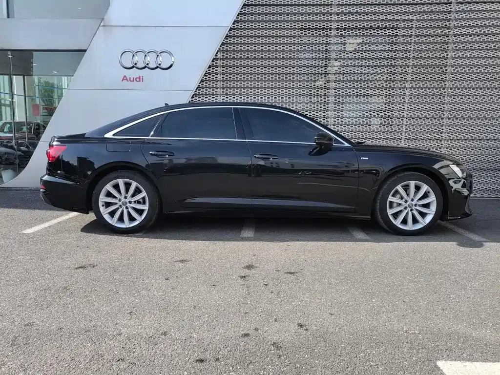 AUDI A6L 2021
