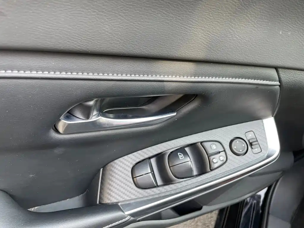 NISSAN SYLPHY 2021