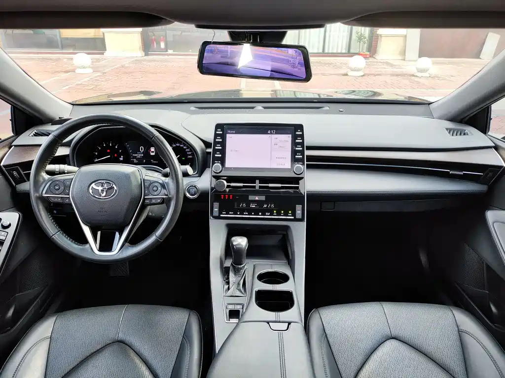 TOYOTA AVALON 2020