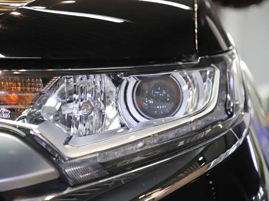 MITSUBISHI OUTLANDER 2023