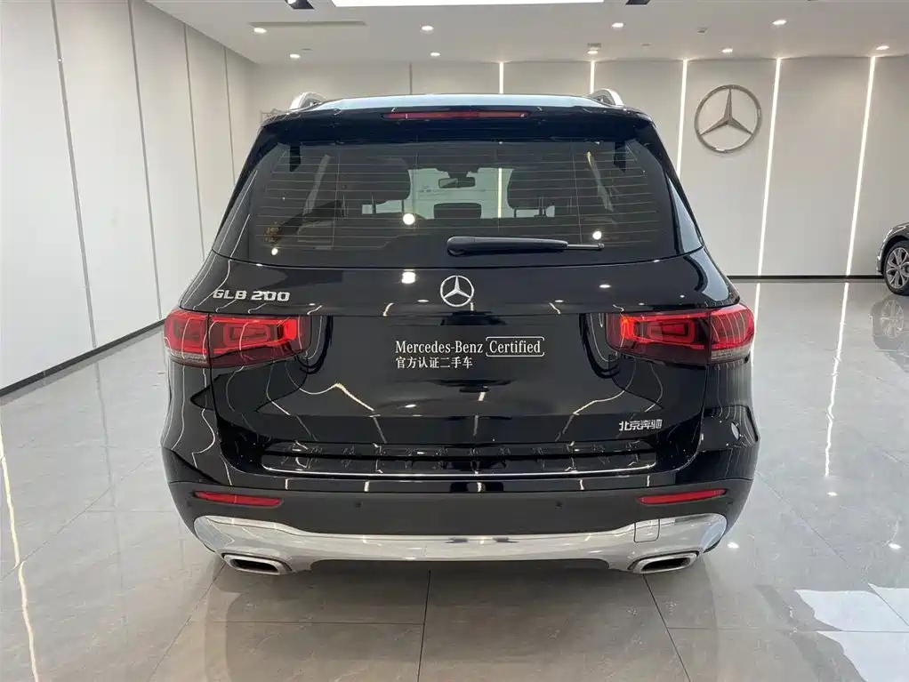 MERCEDES BENZ GLB 2021