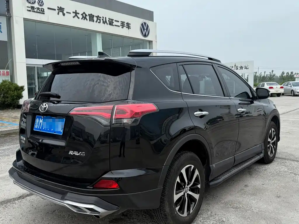 TOYOTA RAV4 RONGFANG 2016