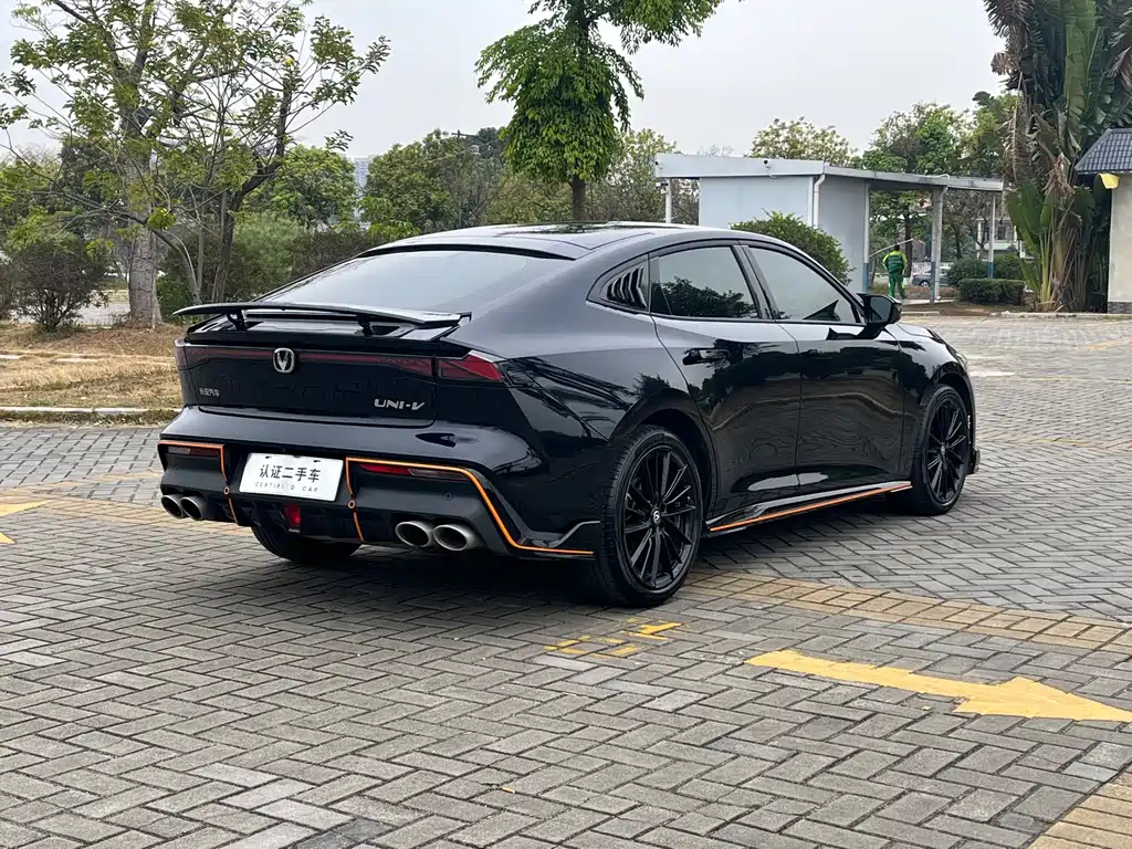 CHANGAN UNI-V 2023