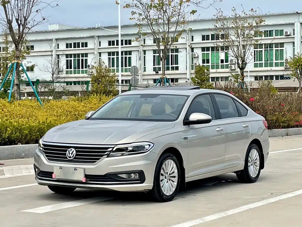 VOLKSWAGEN LAVIDA 2019