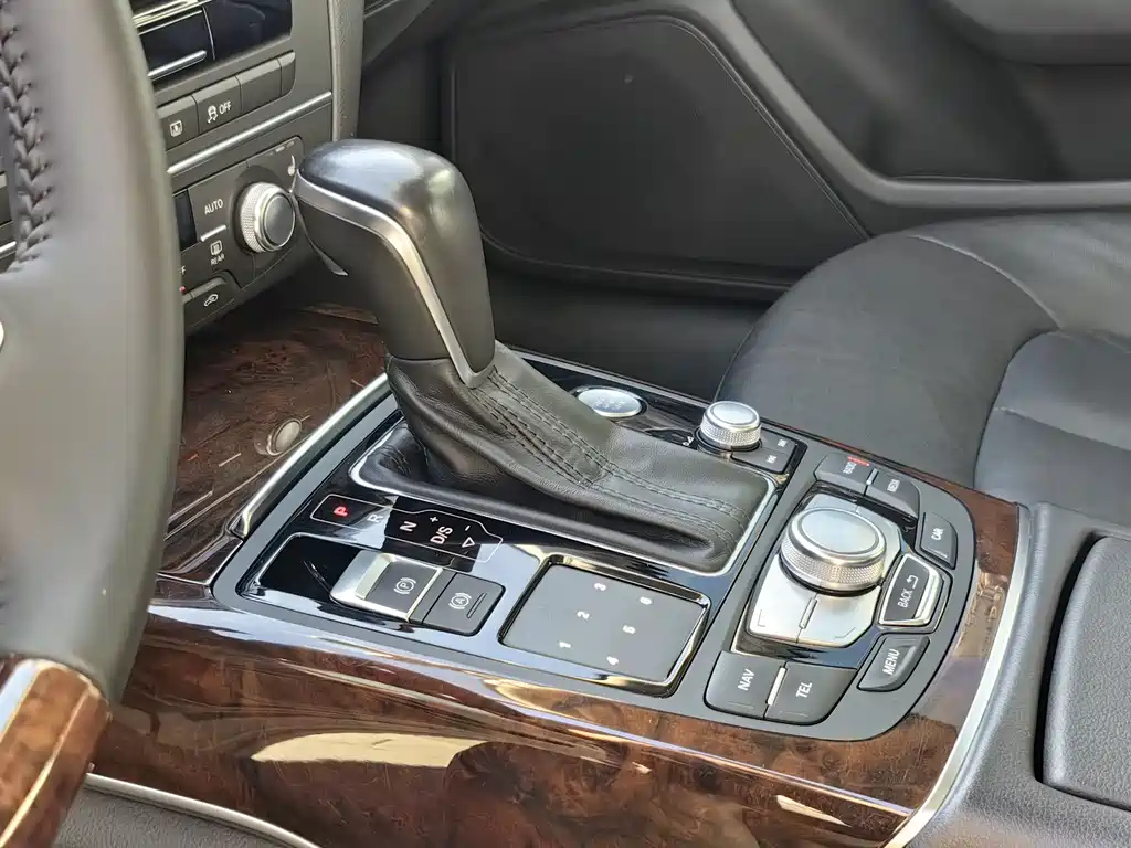 AUDI A6L 2017