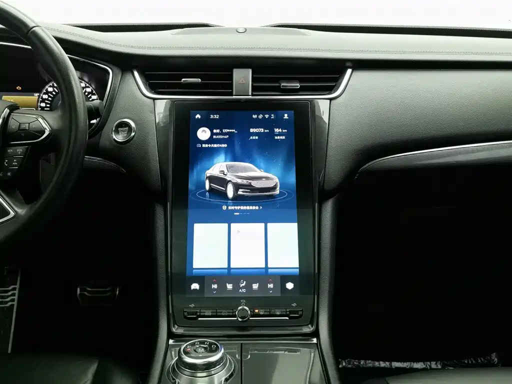 FORD TAURUS 2020