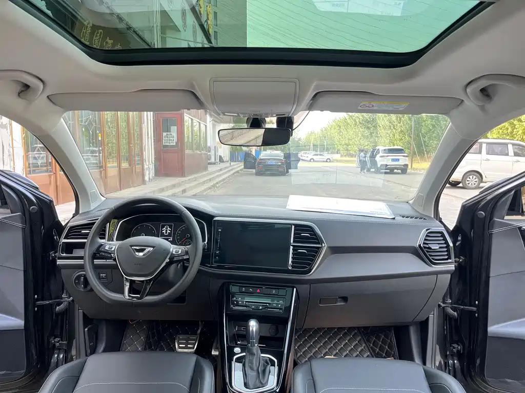 JETTA VS7 2022