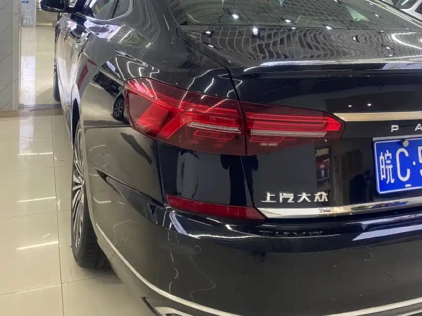 VOLKSWAGEN PASSAT 2020