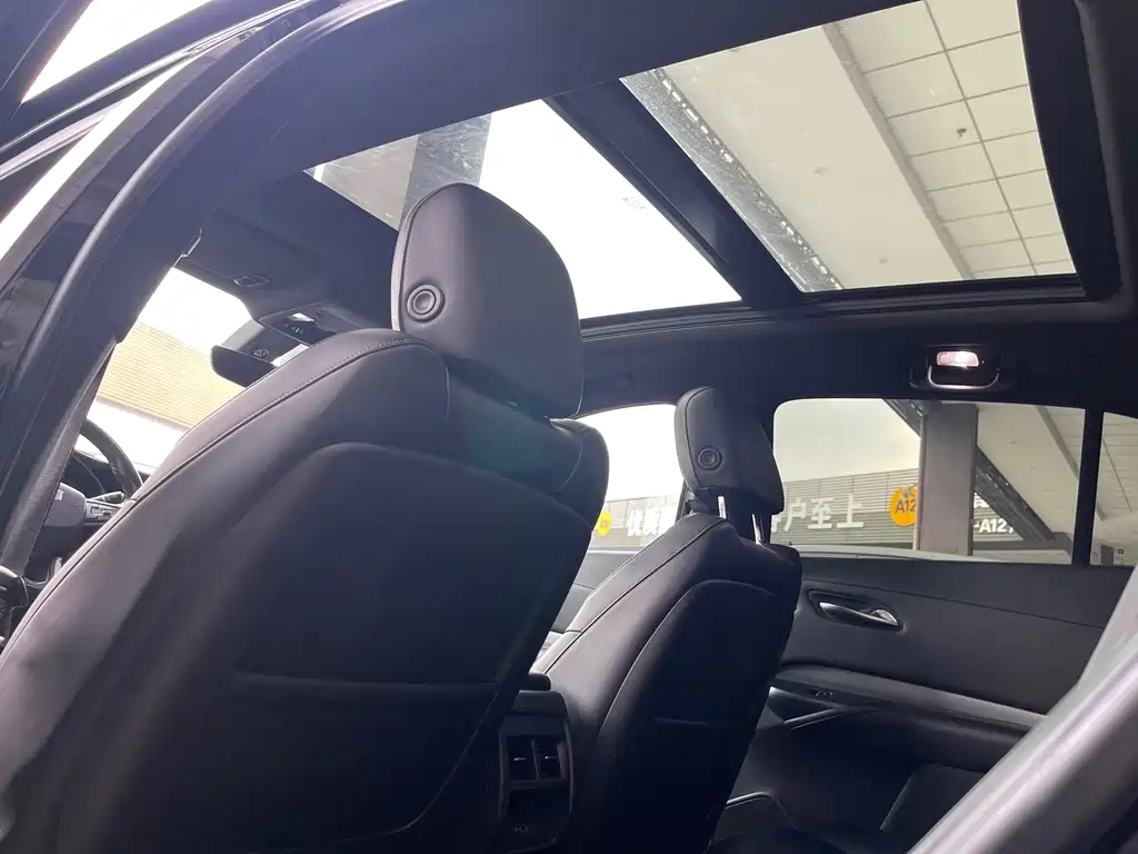 CADILLAC XT4 2020