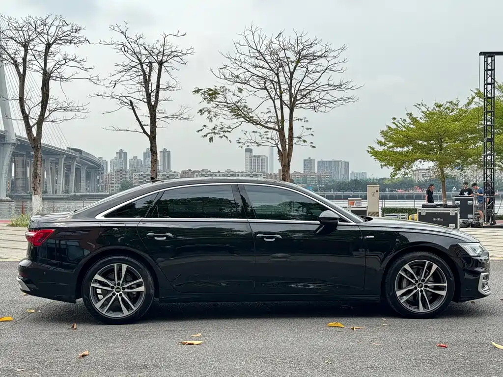 AUDI A6L 2023