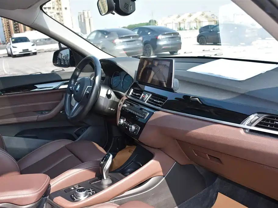 BMW X1 2021