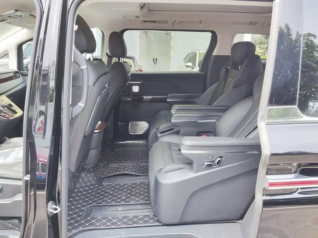 HONGQI HQ9 2023