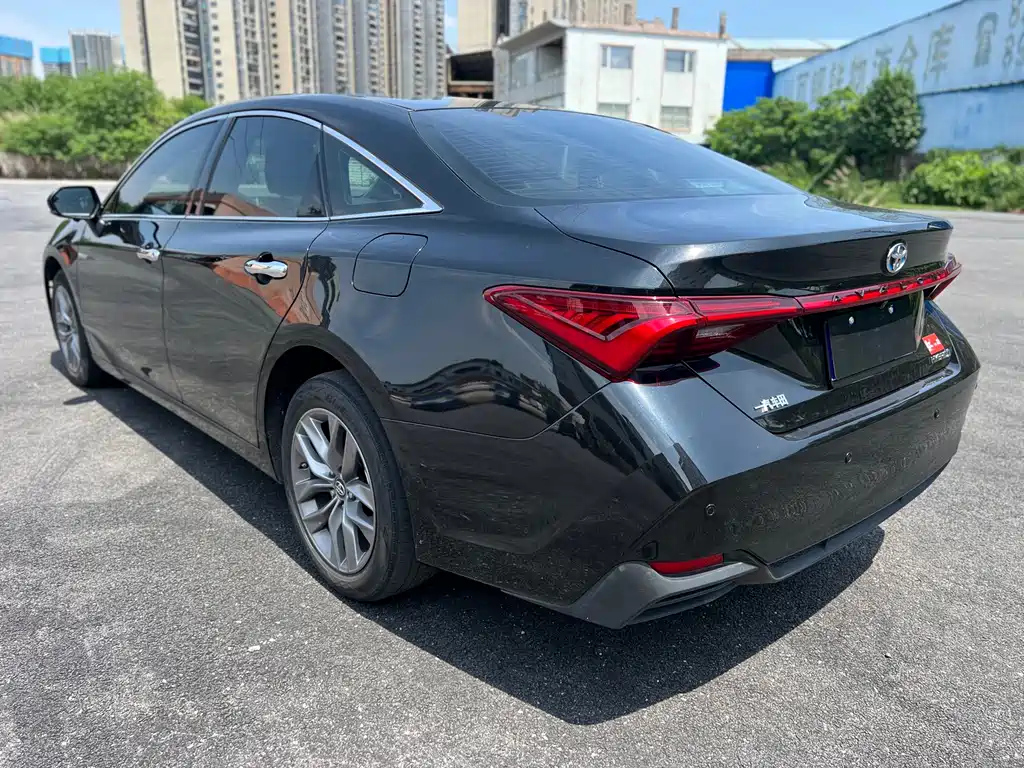 TOYOTA AVALON 2021