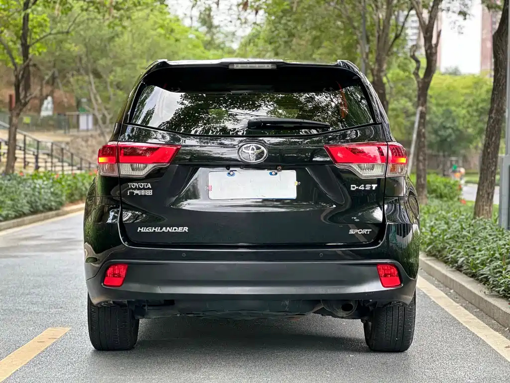 TOYOTA HIGHLANDER 2019