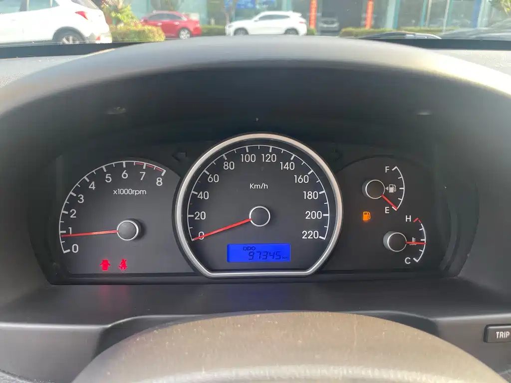 HYUNDAI CELESTA 2013