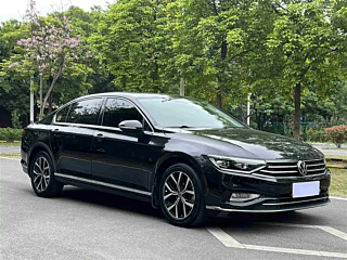 VOLKSWAGEN MAGOTAN 2022