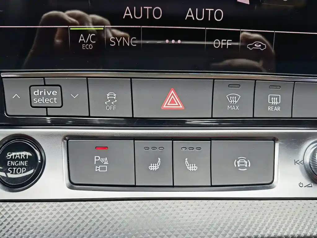 AUDI A6L 2021