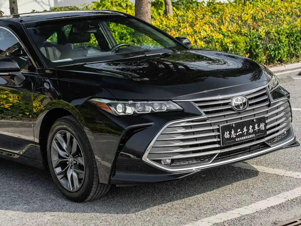 TOYOTA AVALON 2022