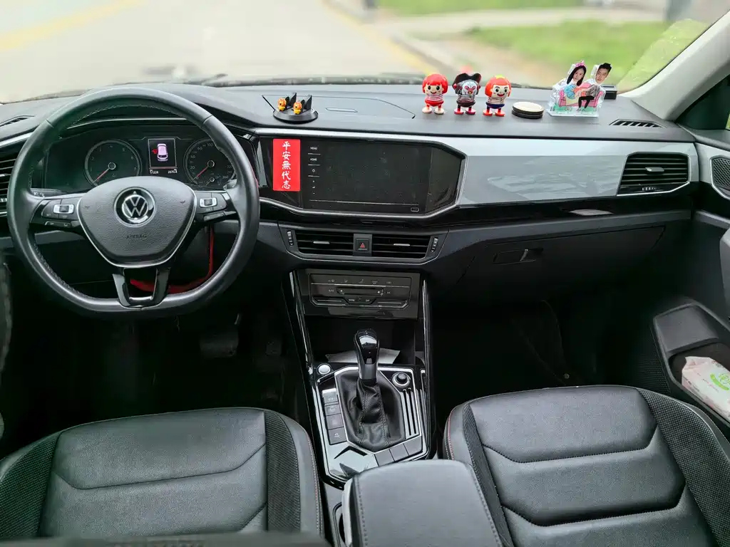 VOLKSWAGEN TAYRON 2020