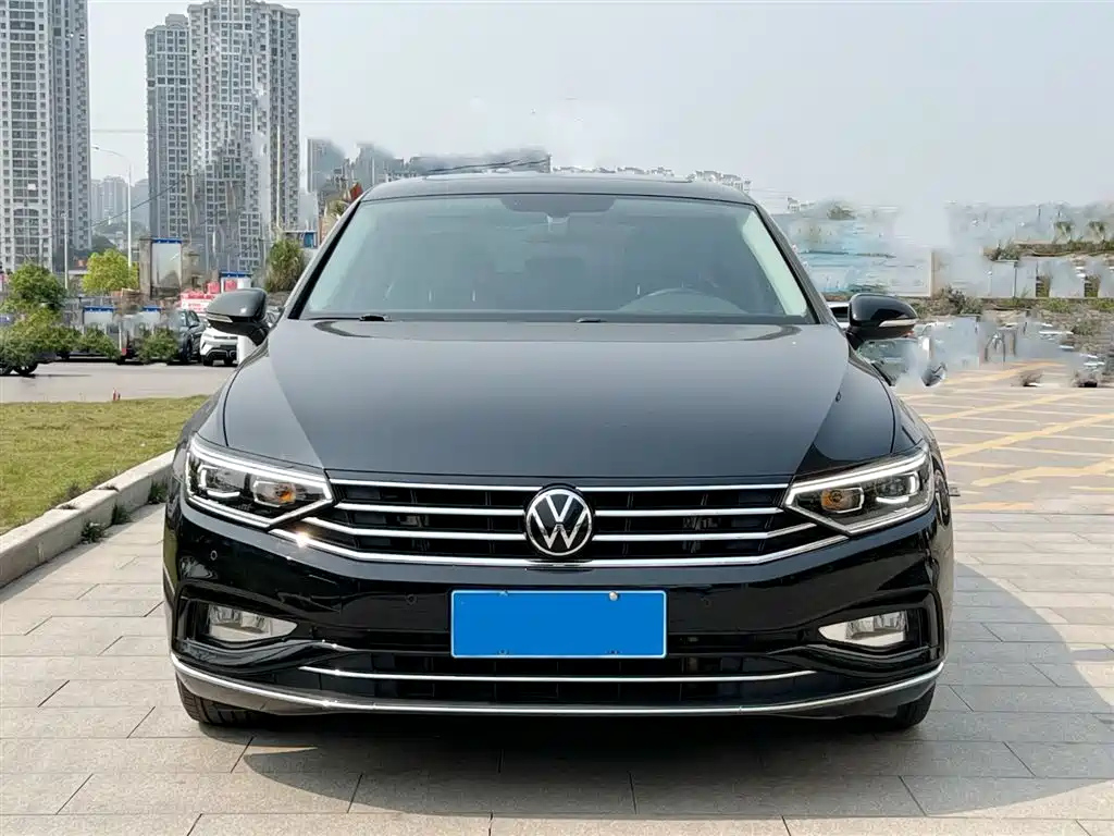 VOLKSWAGEN MAGOTAN 2021