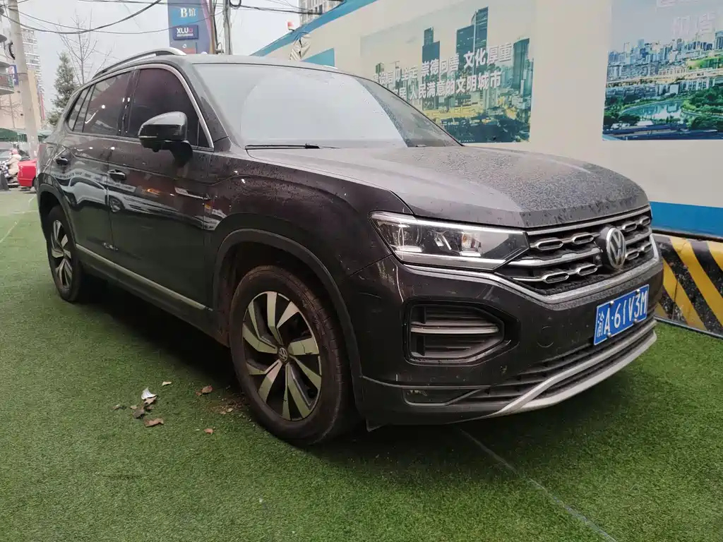 VOLKSWAGEN TAYRON 2022
