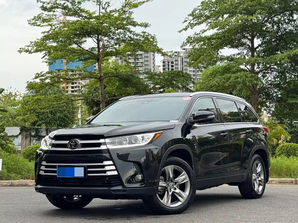TOYOTA HIGHLANDER 2021