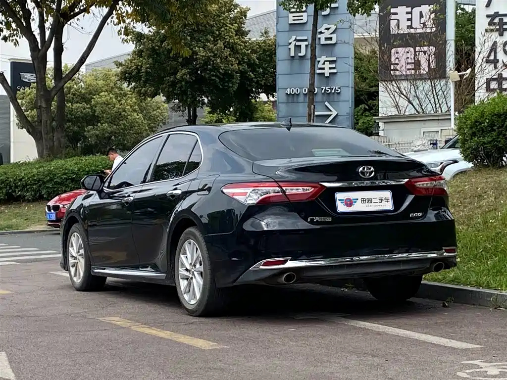 TOYOTA CAMRY 2023