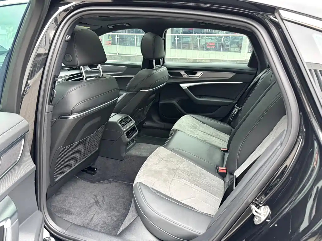 AUDI A6L 2024