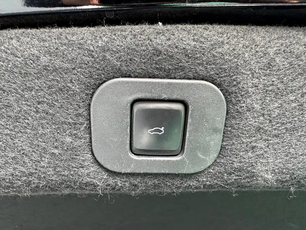 LINCOLN CONTINENTAL 2018