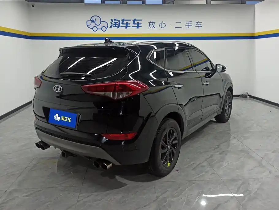 HYUNDAI TUCSON 2016